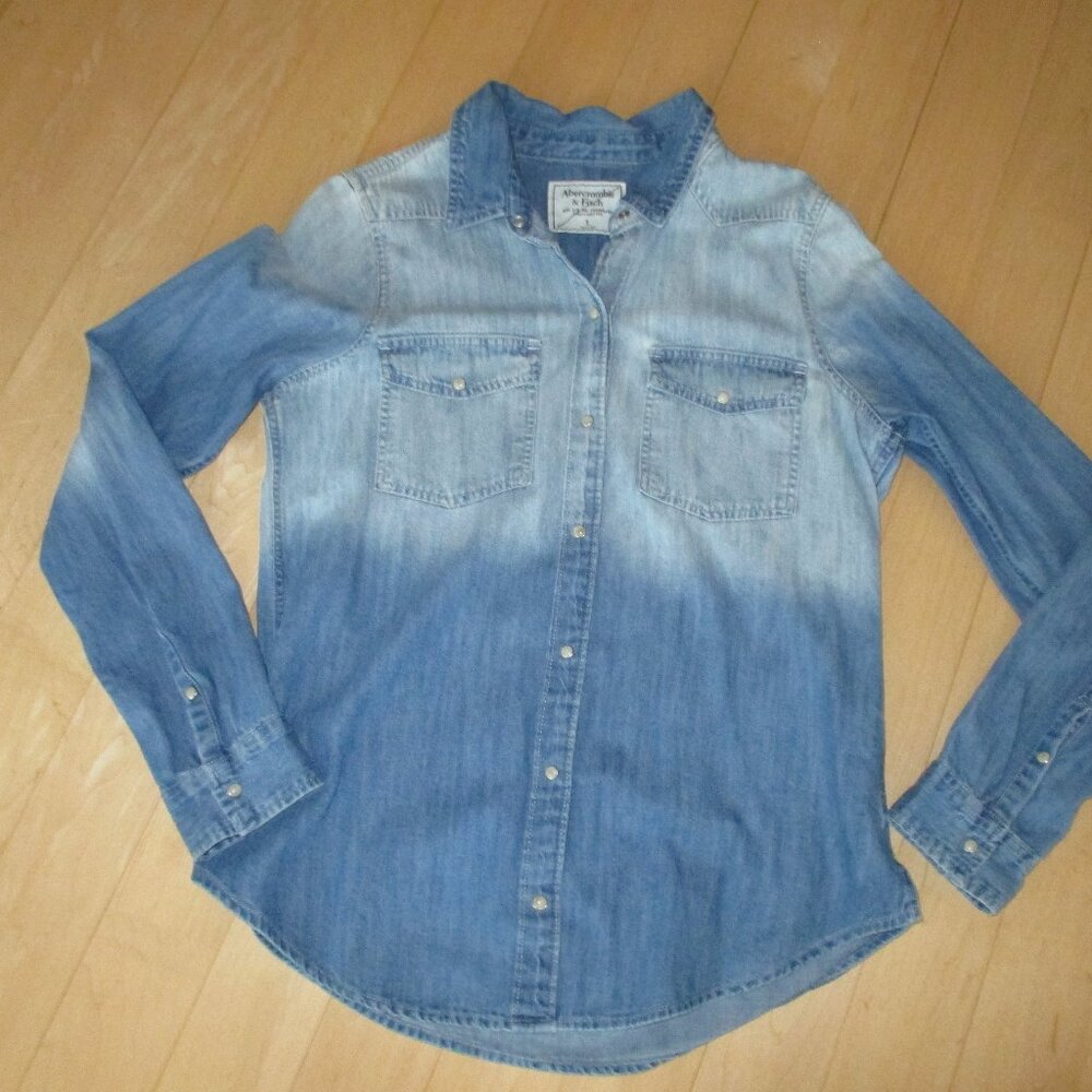 Abercrombie & Fitch denim Top Womens Large